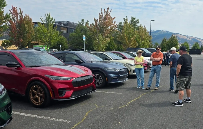 PNW Meet Up @ Hood River